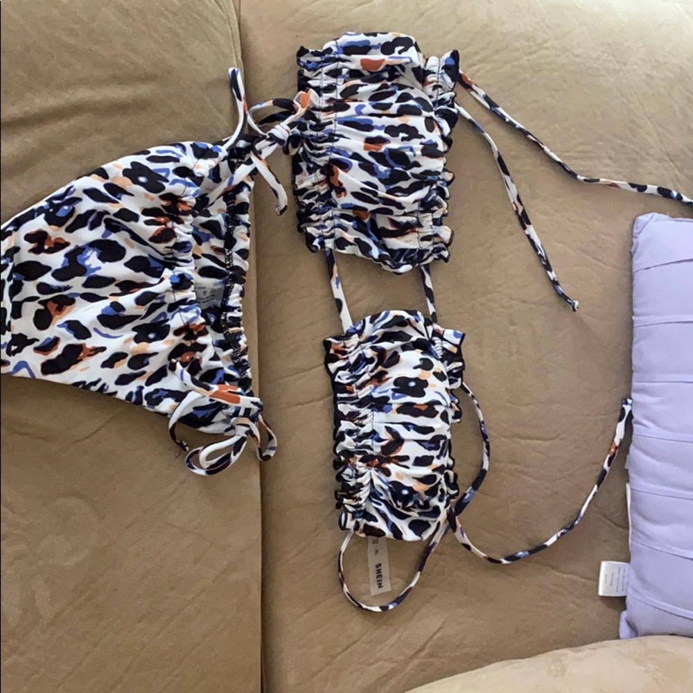 2 piece swim suit